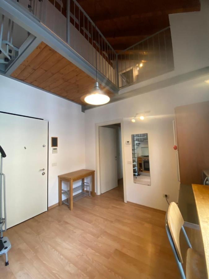 Navigli Downtown Cocco House Apartment มิลาน ภายนอก รูปภาพ