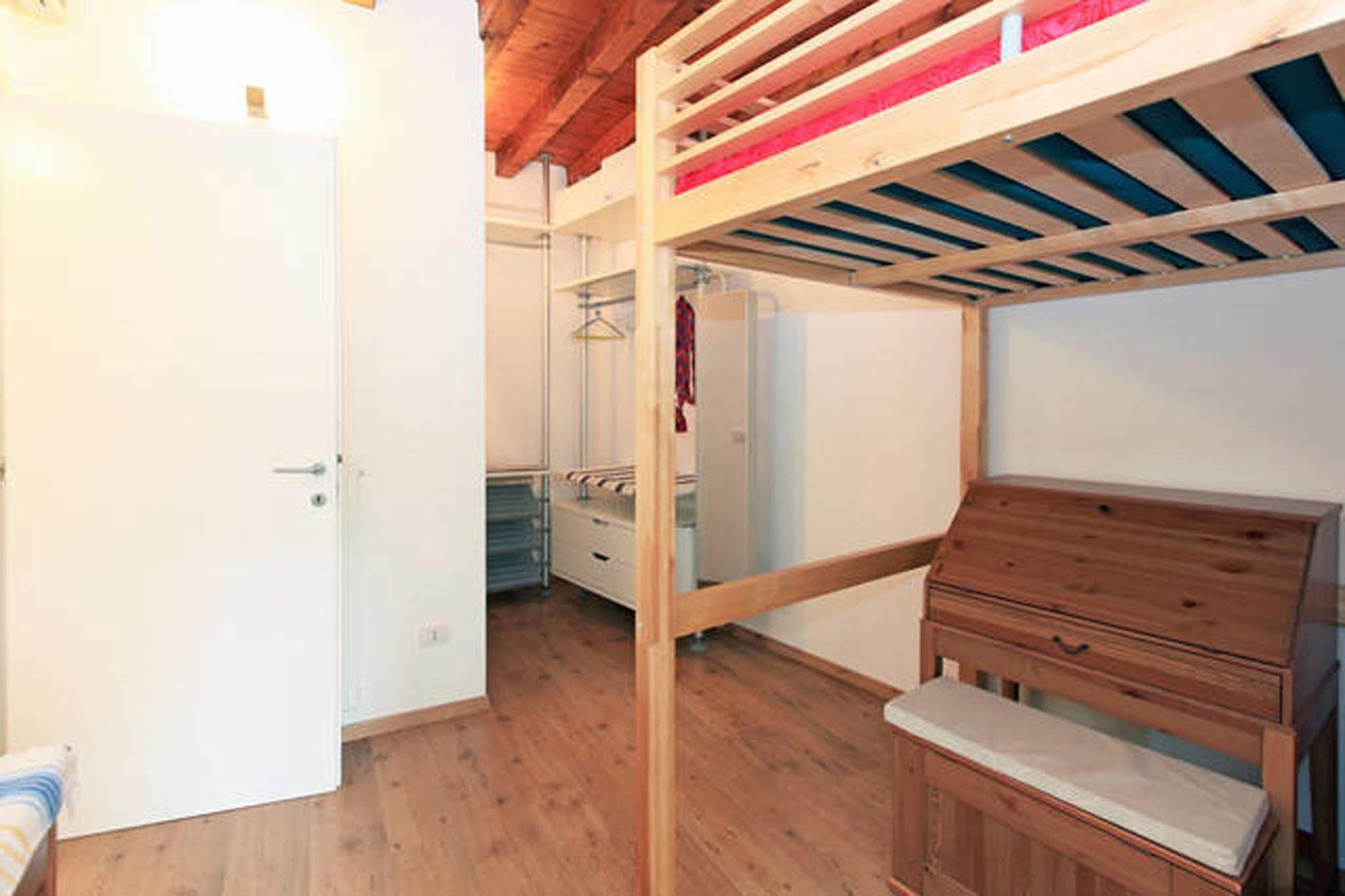 Navigli Downtown Cocco House Apartment มิลาน ภายนอก รูปภาพ