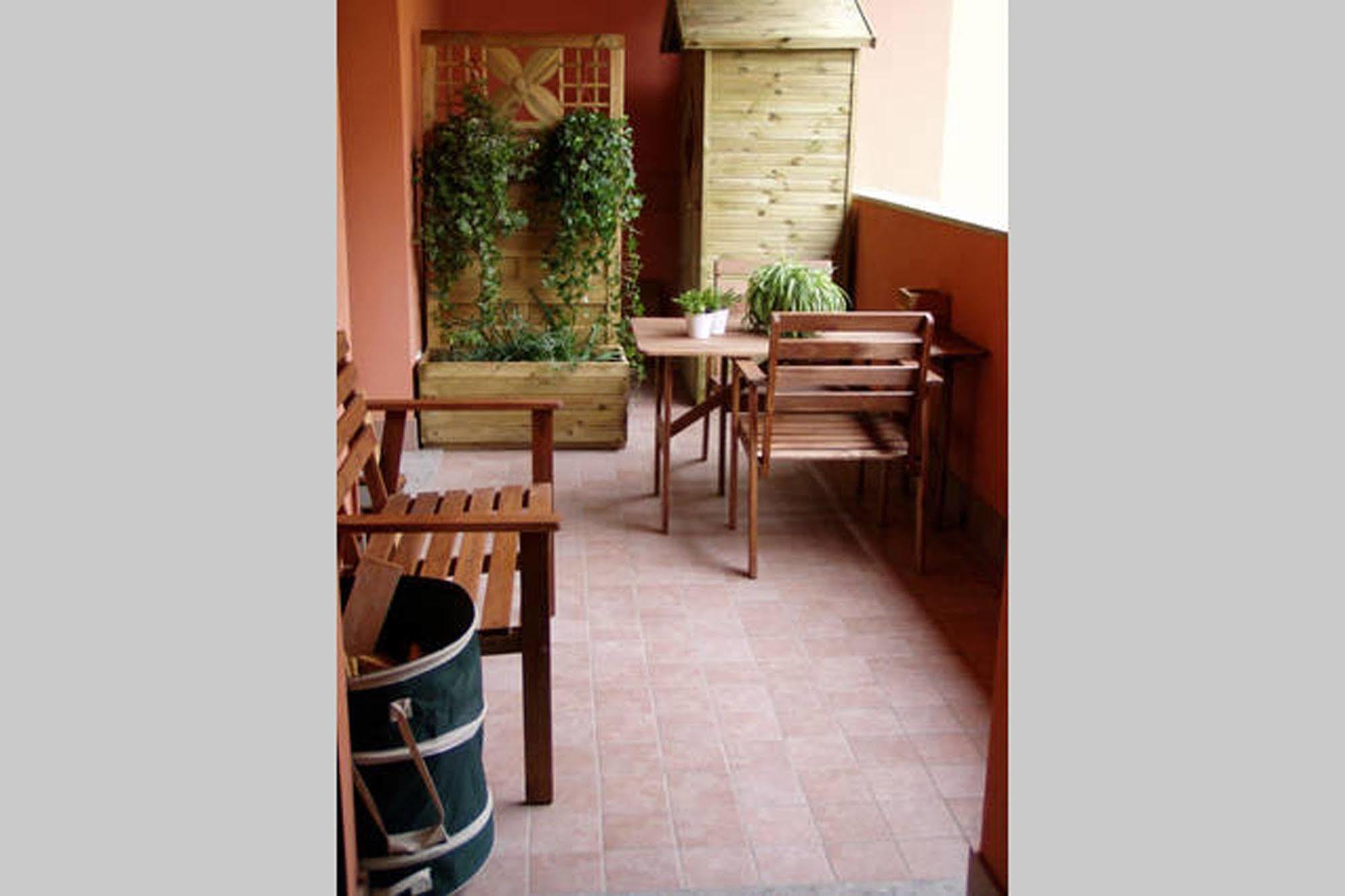 Navigli Downtown Cocco House Apartment มิลาน ภายนอก รูปภาพ