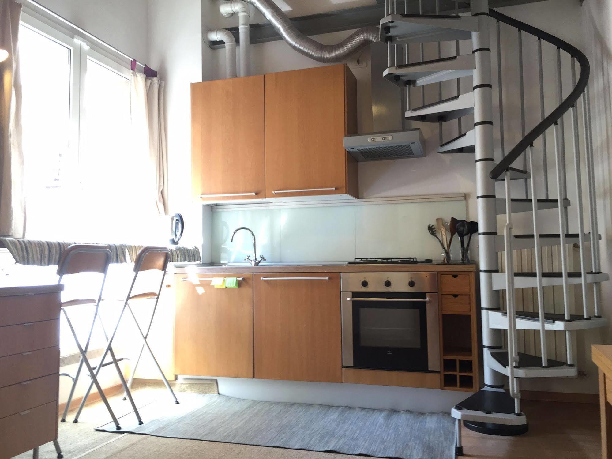 Navigli Downtown Cocco House Apartment มิลาน ภายนอก รูปภาพ